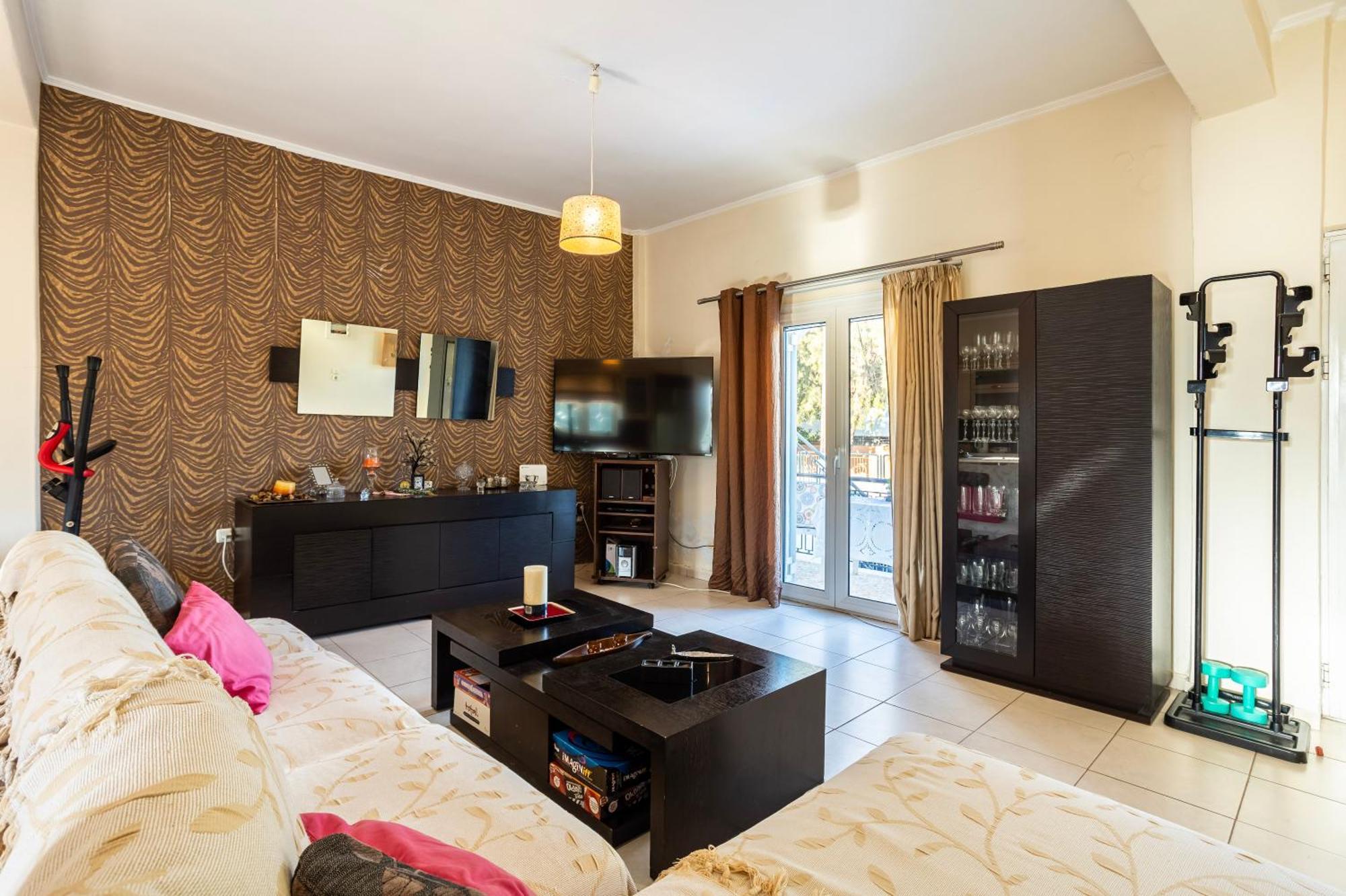 Kalamata'S Sunny Retreat Near The Historic Center Екстериор снимка